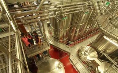 田園綜合體丨壁畫城里的“葡萄酒圖書館” 創新葡萄酒銷售新模式